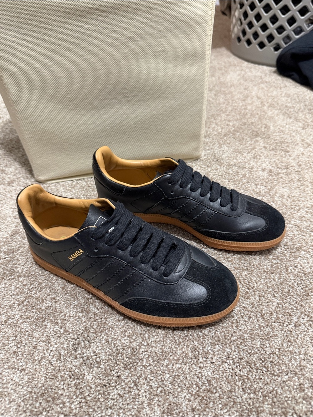 Adidas Original sambas